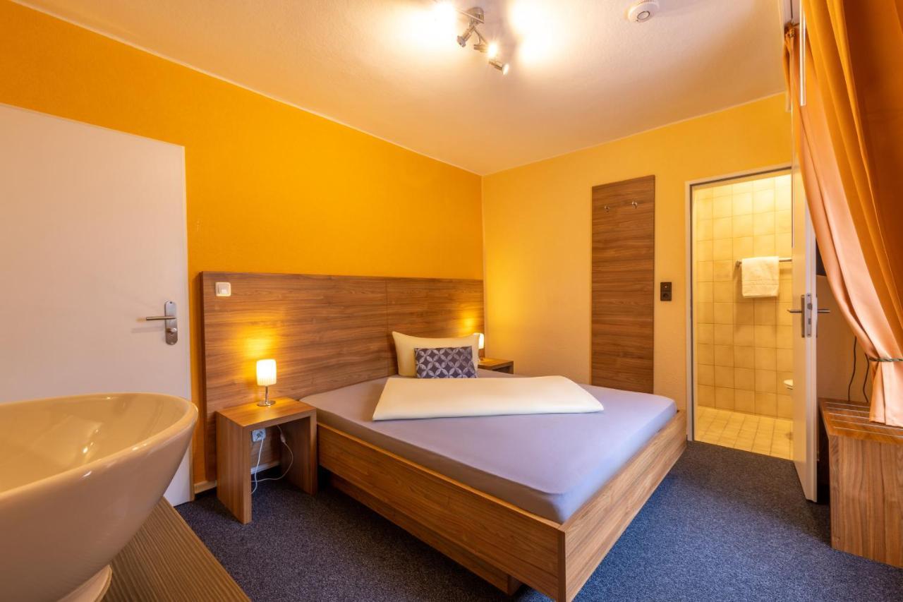 Zur Lindenau Hotel Рюдесхайм ам Рейн Екстериор снимка