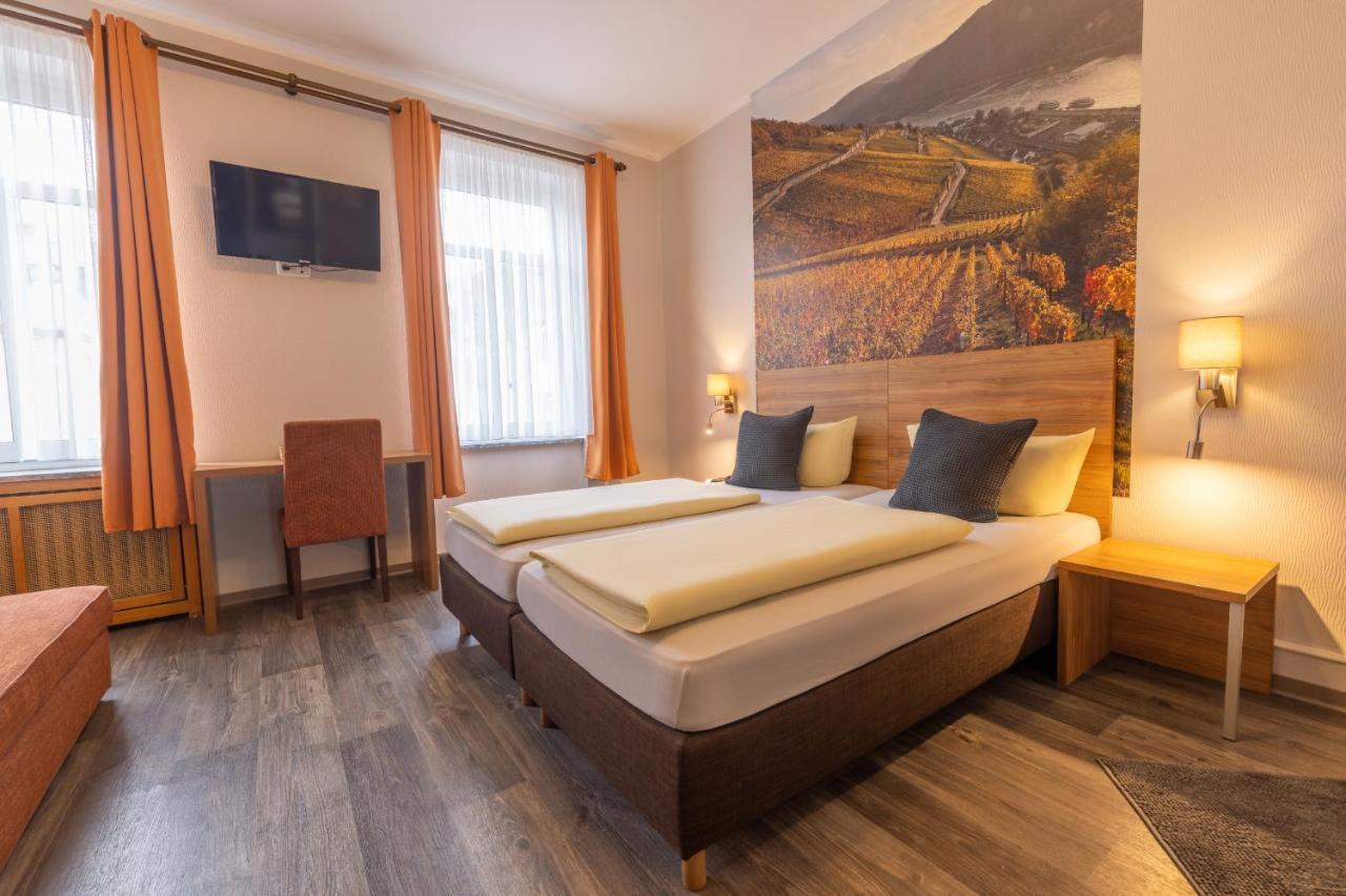 Zur Lindenau Hotel Рюдесхайм ам Рейн Екстериор снимка