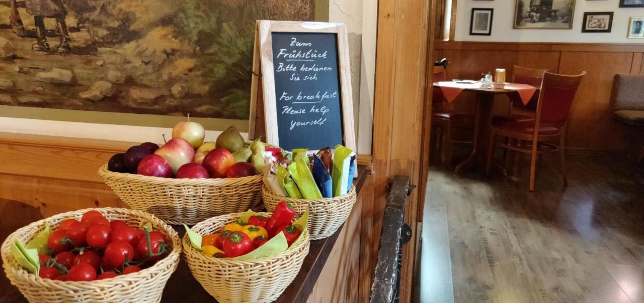 Zur Lindenau Hotel Рюдесхайм ам Рейн Екстериор снимка
